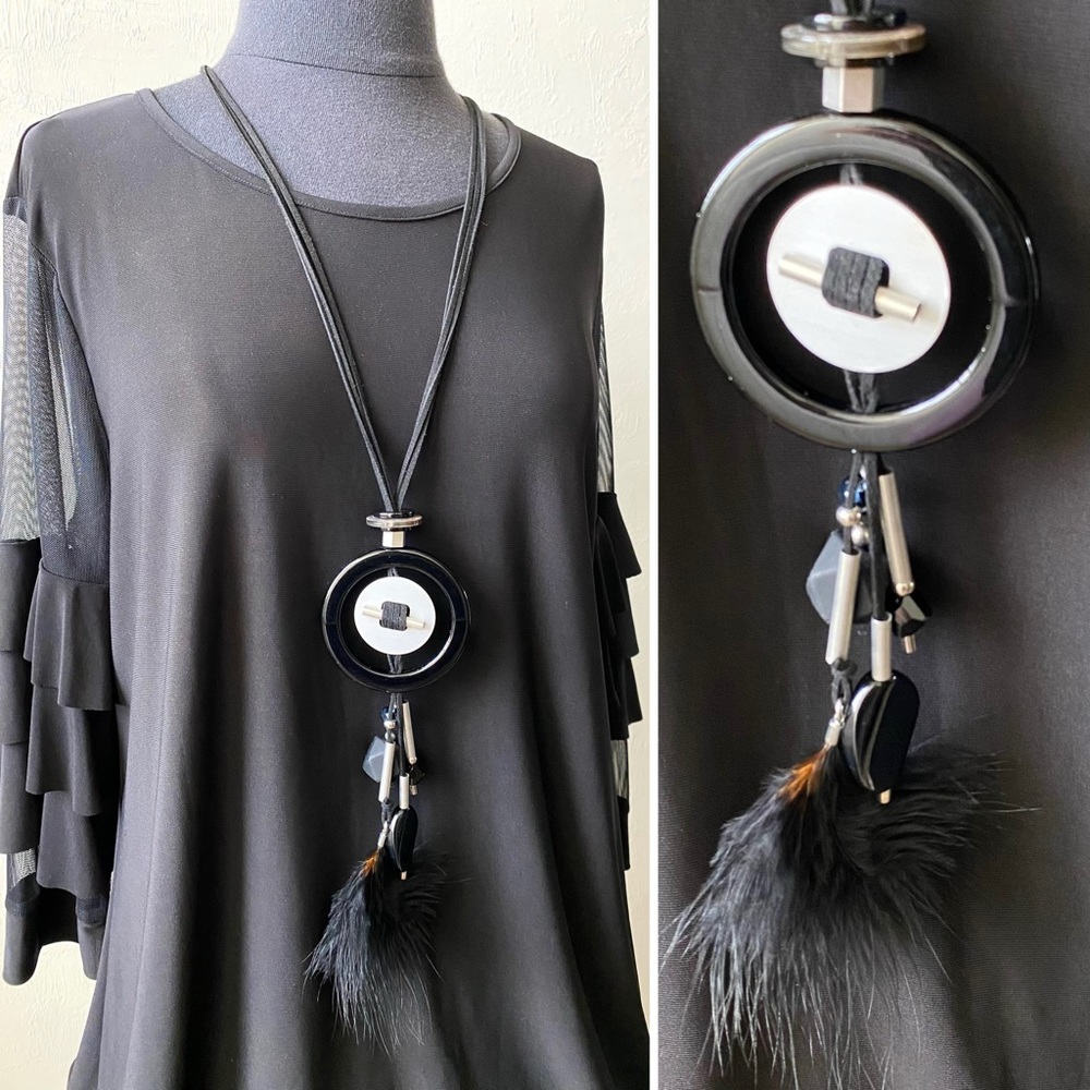 LAST CHANCE SALE!MADE IN ITALY Mixed Media Beaded Pendant Statement Necklace
